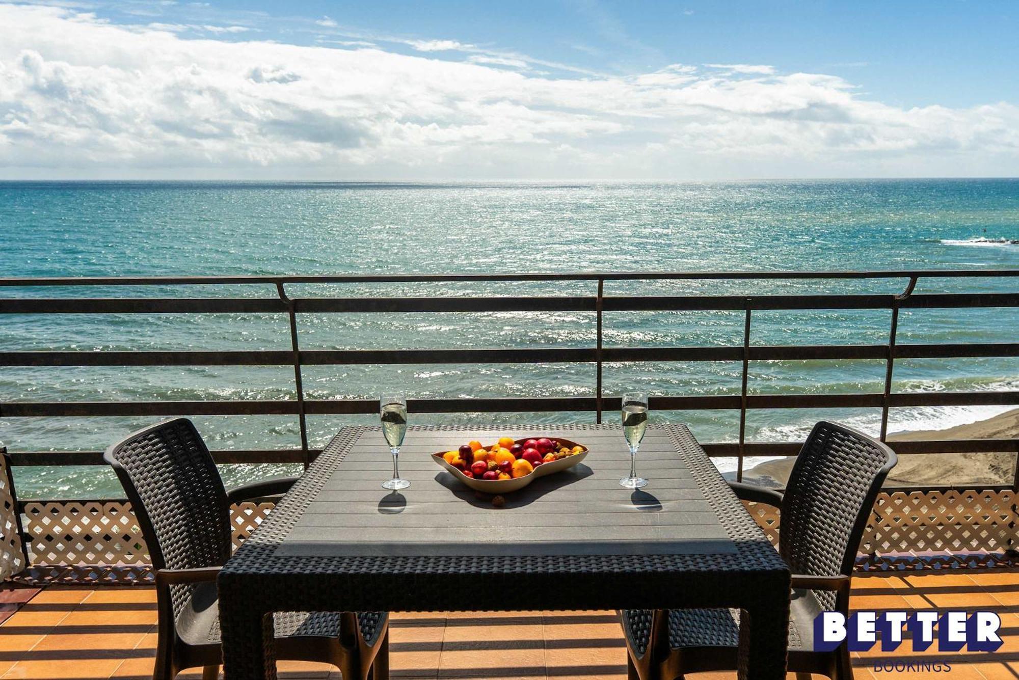 Apartment Front Sea View By Better Bookings *