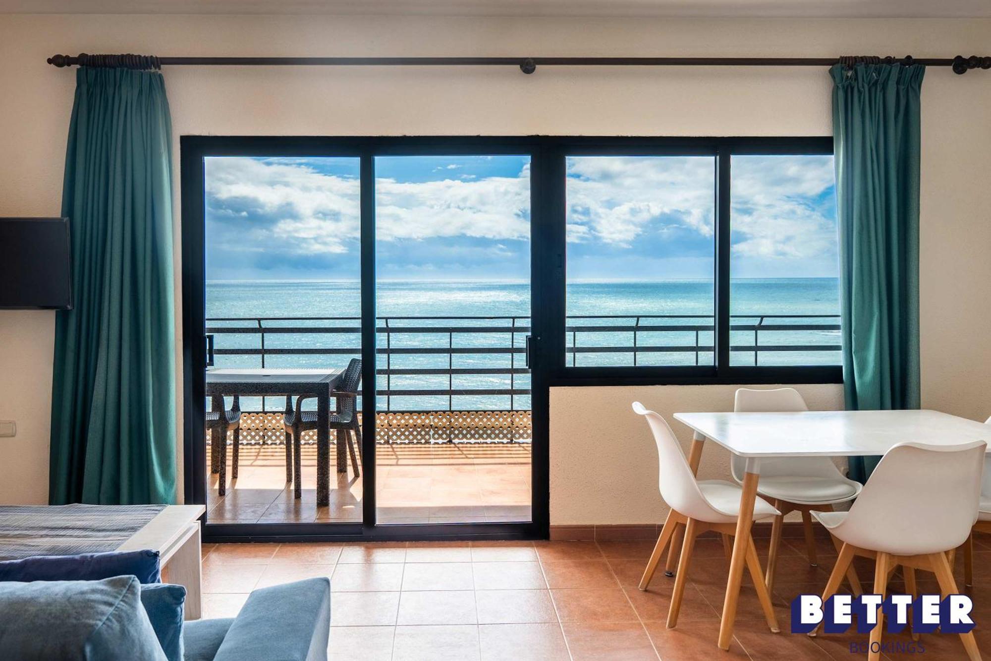 Front Sea View By Better Bookings Apartment *